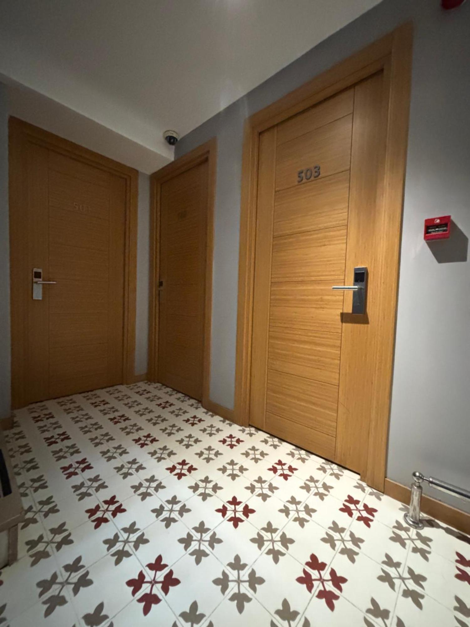 Wame Suite Hotel Nisantasi-Boutique Class Стамбул Экстерьер фото